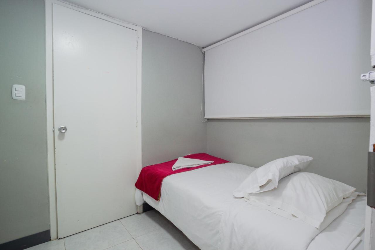 Apartasuites & Hotel Bogota Teusaquillo Exteriör bild